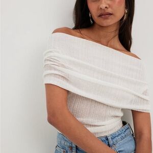 Off the shoulder knitted top